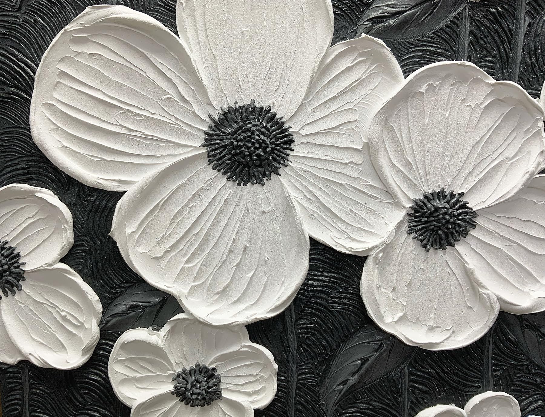 Stark Petals – Sculptural Monochrome Canvas | Ultra-Modern High-Contrast Statement Living Room Art