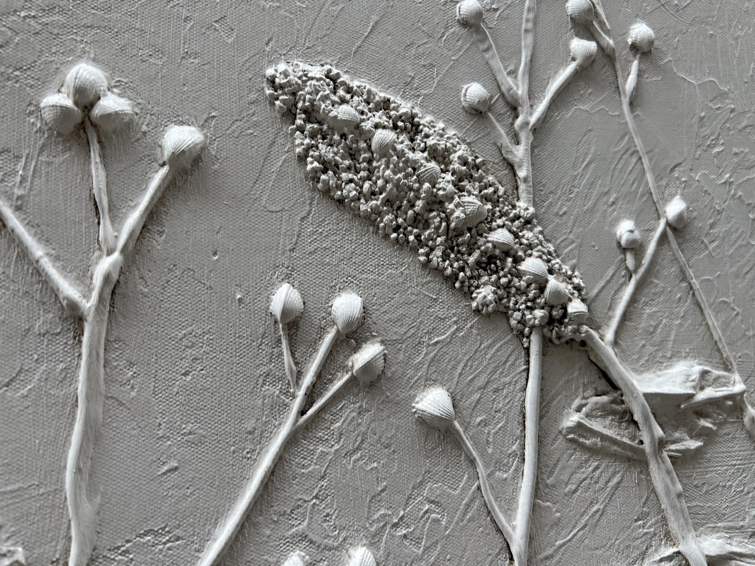 Meadow Breeze – White Botanical Relief Floral Painting | Contemporary Botanical Bedroom & Living Room Art