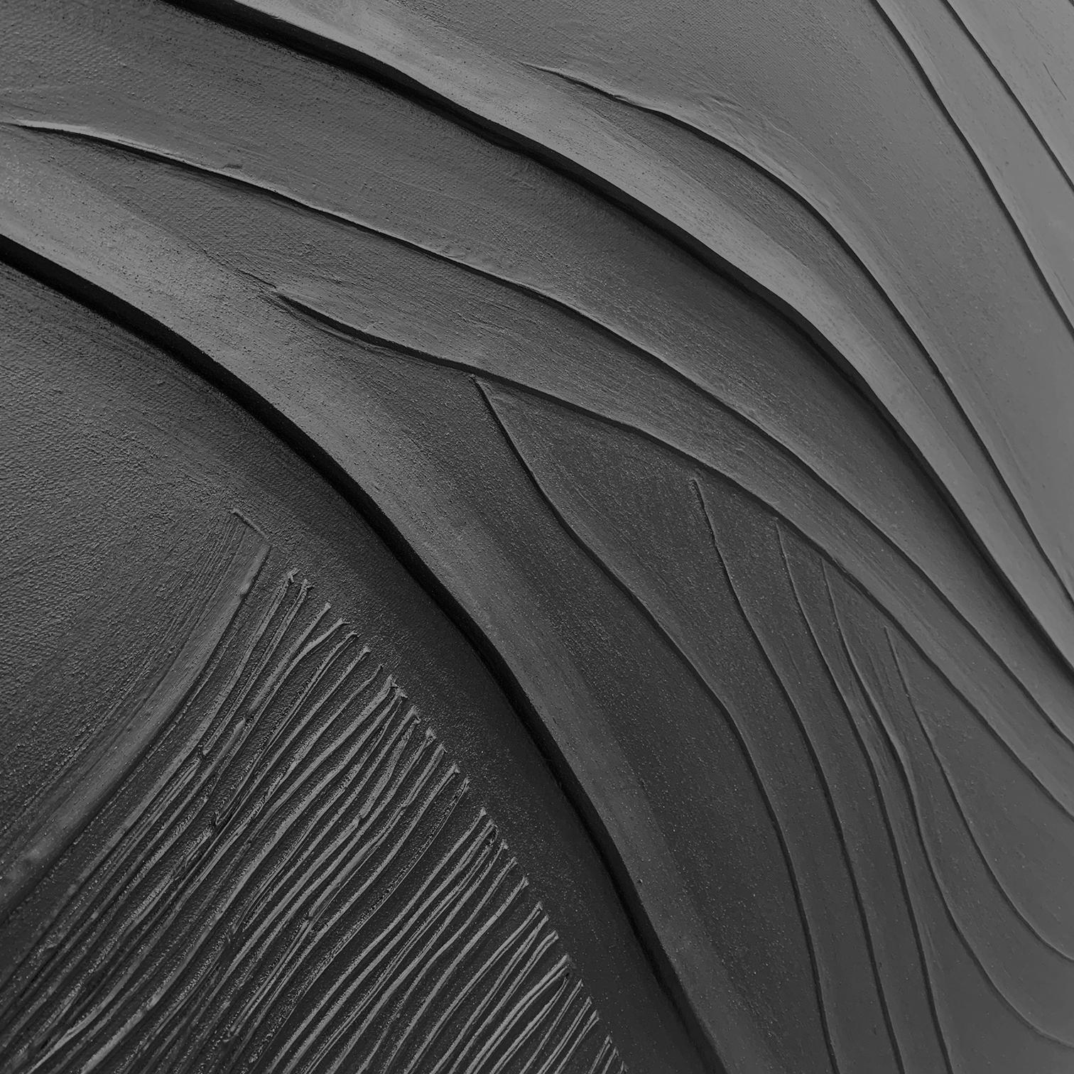 Shadow Curvature – Hand-Painted All-Black Minimalist Fluid Wave Plaster Relief Texture Painting | Bold Minimalist Bedroom & Home Office Art