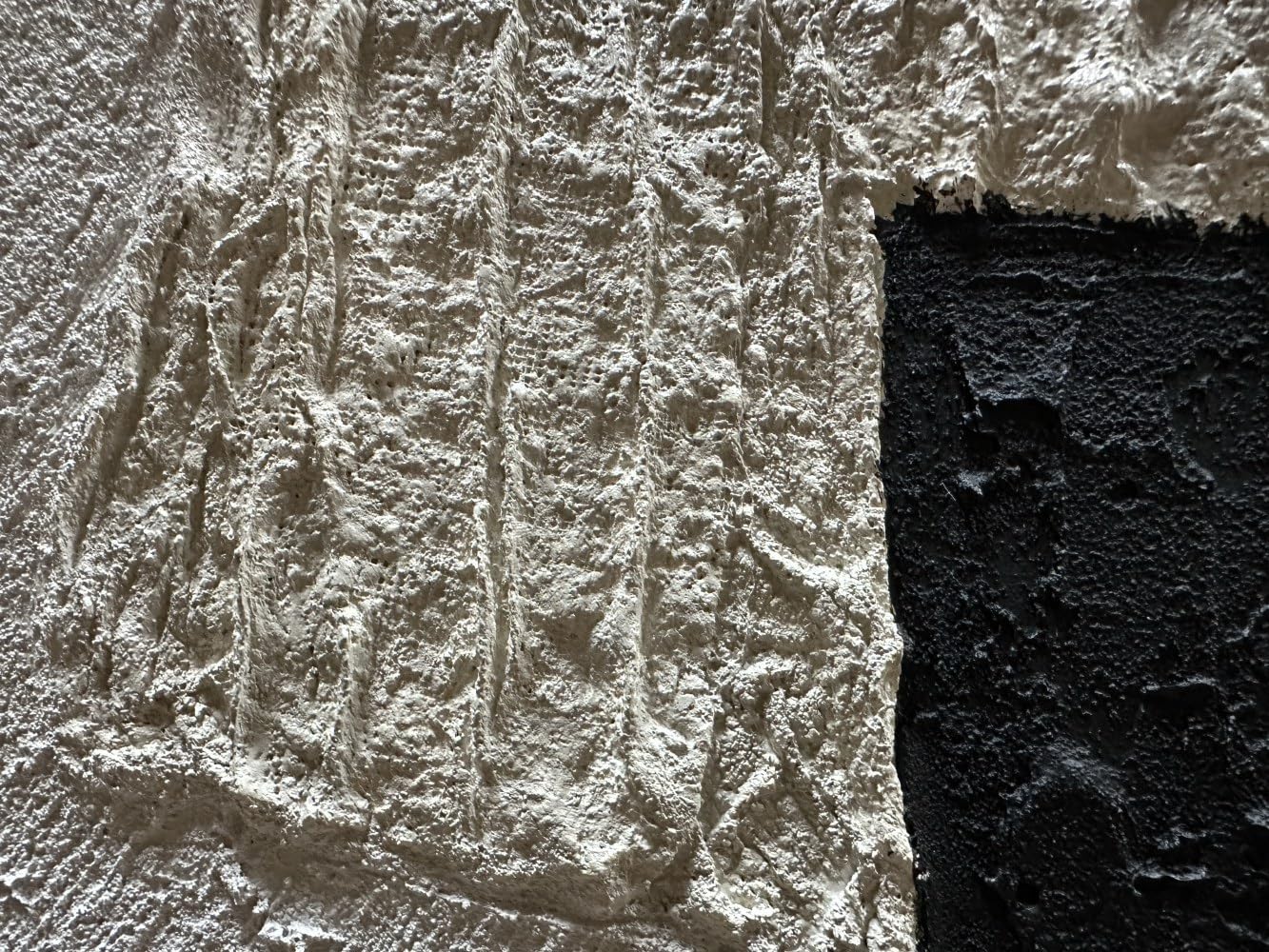 Silent Earth – Wabi-sabi Plaster Texture Art | Minimalist Noir & Beige Abstract Home Office Painting