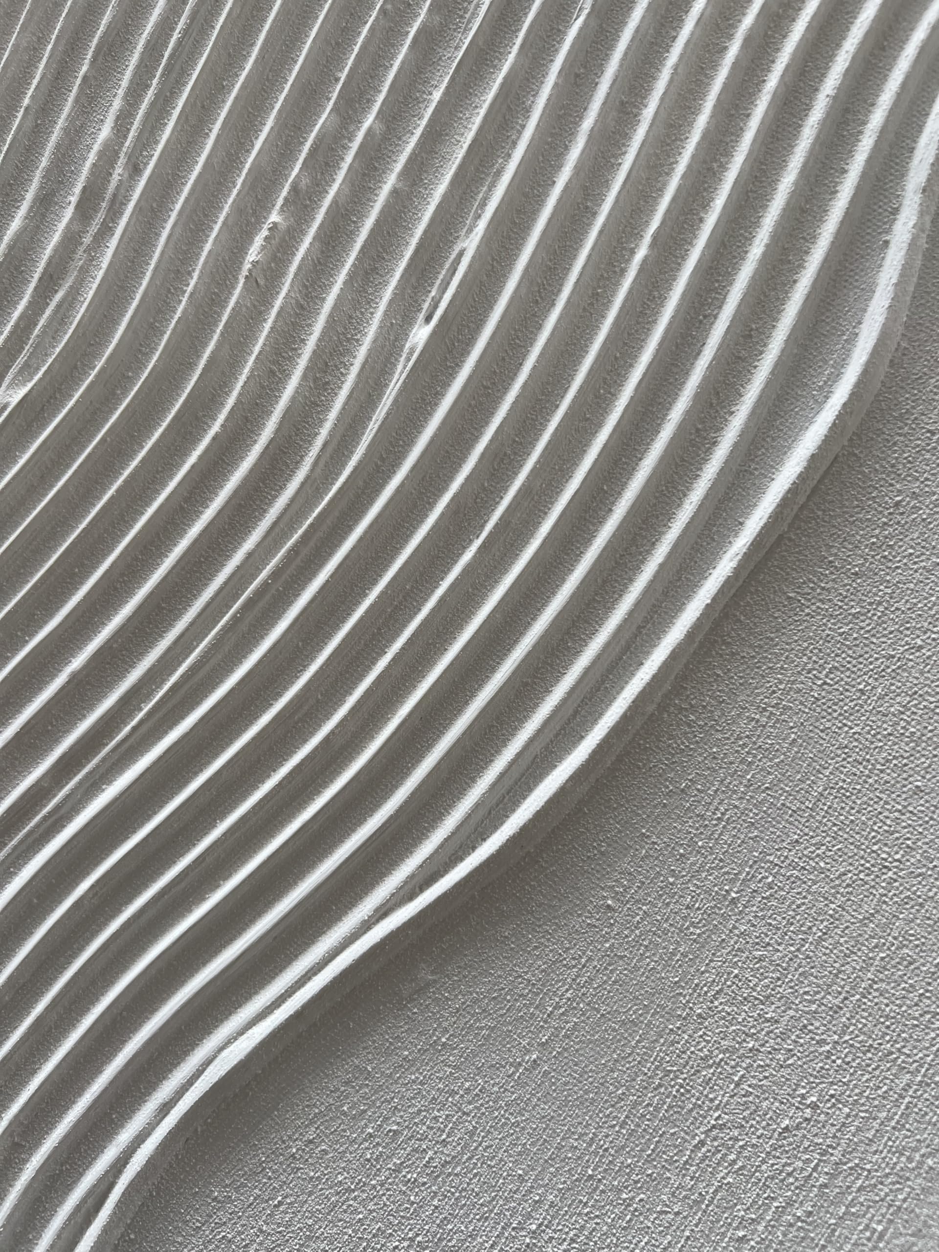 Silk Ripples – Modern White Linear Wave Relief Texture Painting | Contemporary Plaster Texture Living Room & Office Art