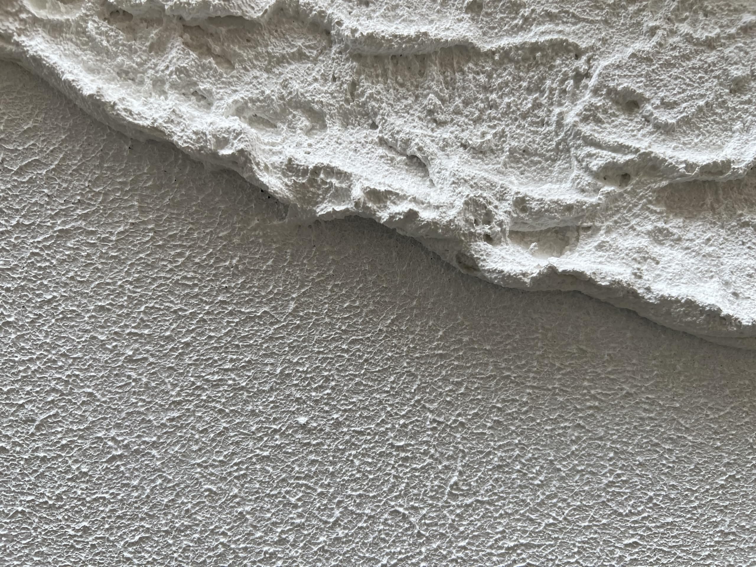 White Crest – 3D Linear Wave Relief Abstract Minimalist Painting | Modern Minimalist Bedroom & Home Office Art