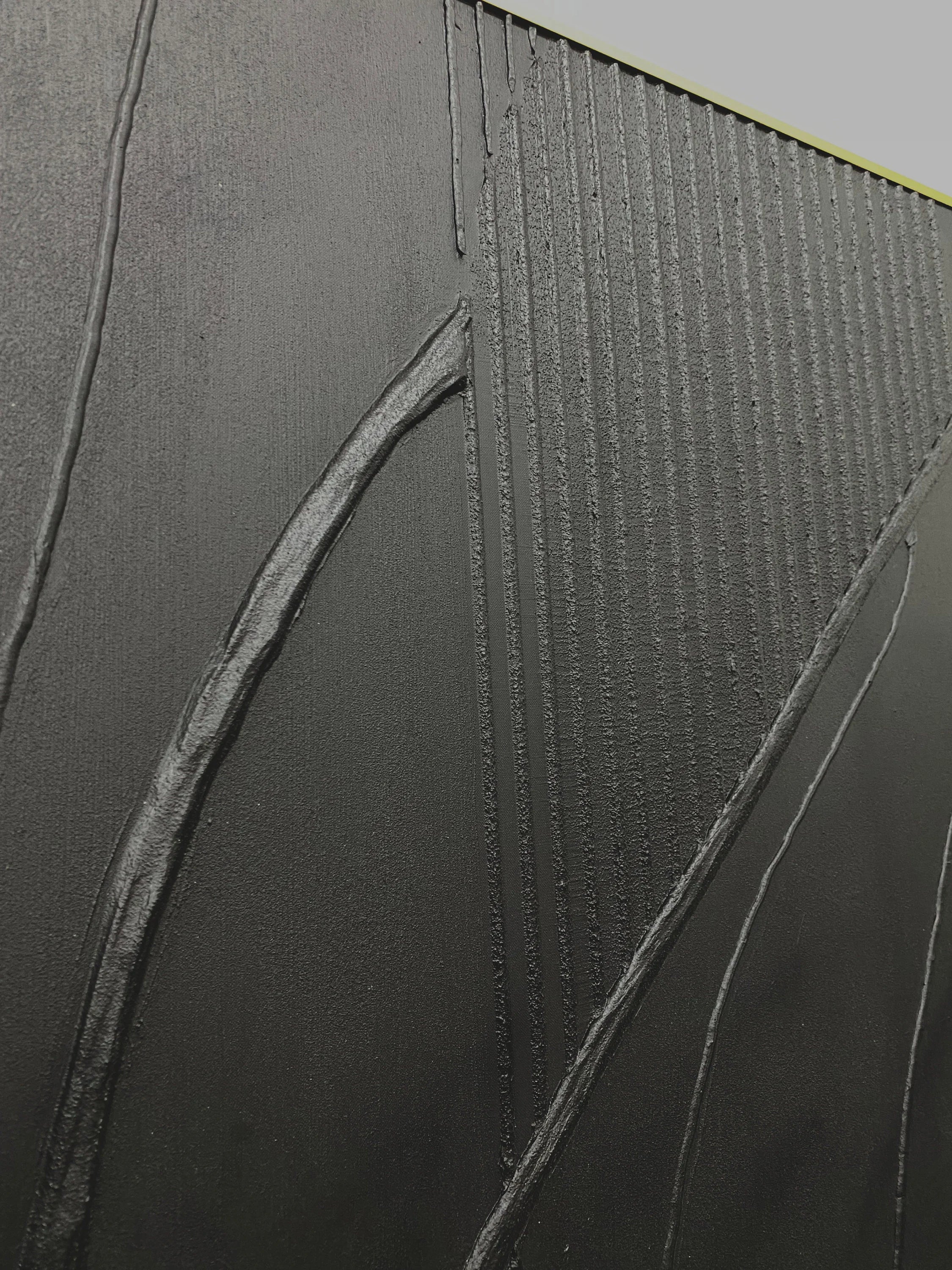 Onyx Veins – Hand-Painted Matte Black Intertwined Fluid Lines Fluted Texture Relief Wabi-Sabi Painting | Japandi Wabi-Sabi Living Room & Bedroom Art